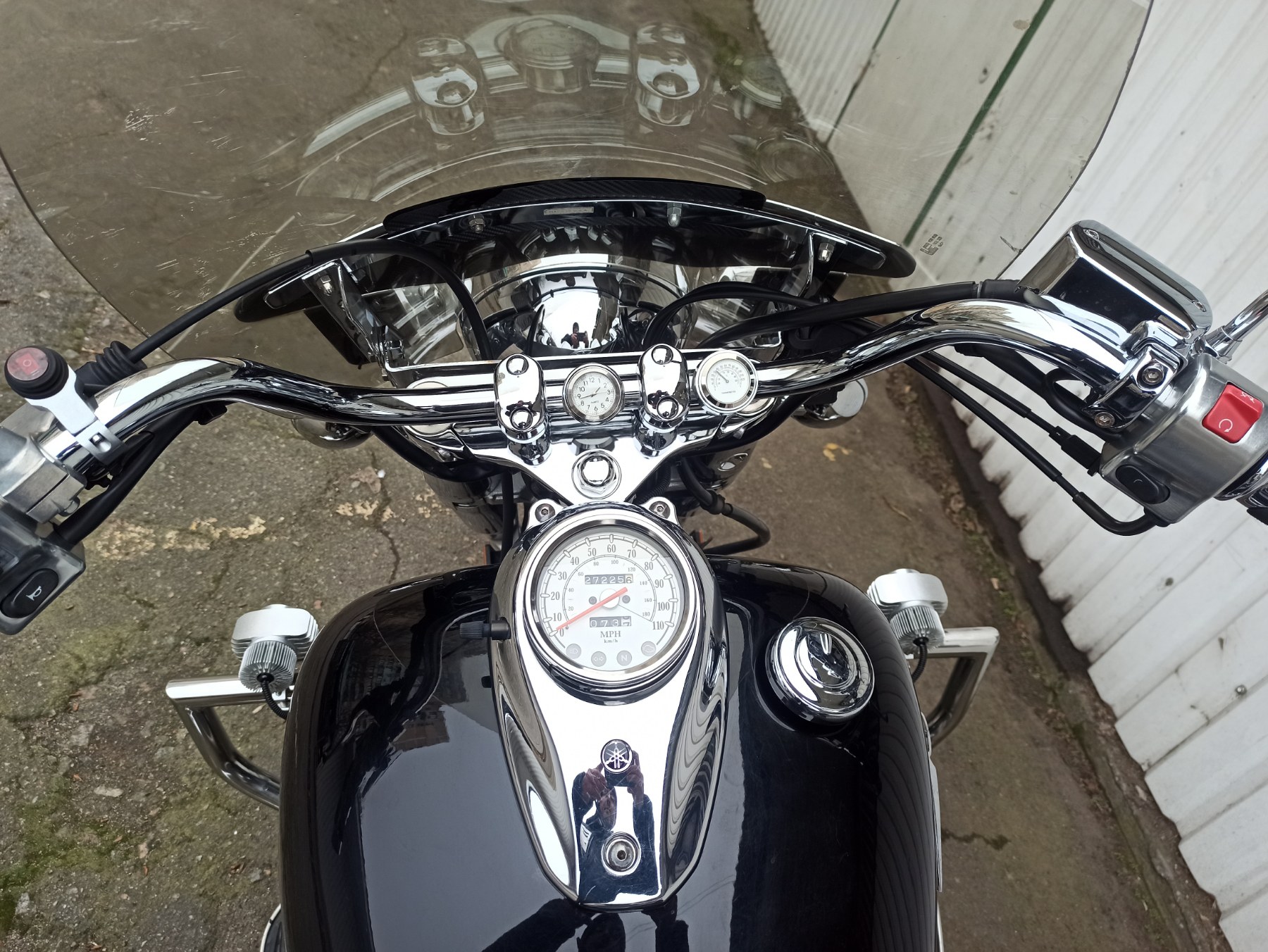 Мотоцикл Yamaha XVS 650 V-Star 650 2007 фото :: Мотосалон MotoHit - мотоцикли, екіпірування, запчастини.