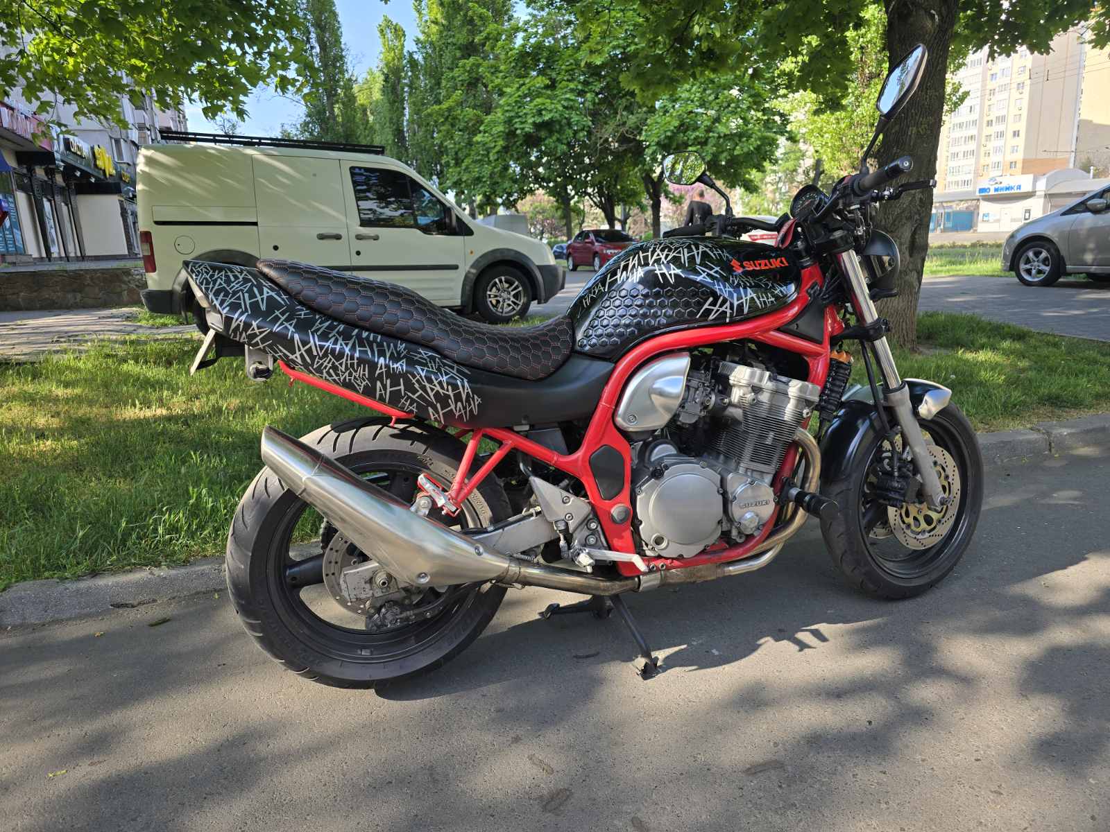  Мотоцикл Suzuki GSF600 Bandit 1996 фото :: Мотосалон MotoHit - мотоцикли, екіпірування, запчастини.