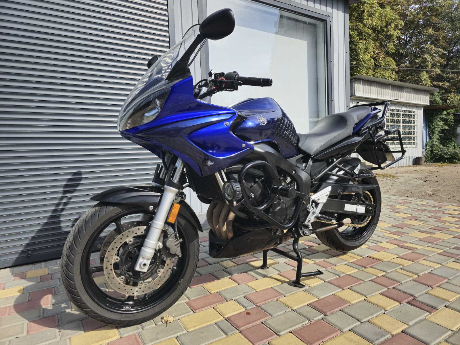 Мотоцикл Yamaha FZ-6S 2006 року фото :: Мотосалон MotoHit - мотоцикли, екіпірування, запчастини.