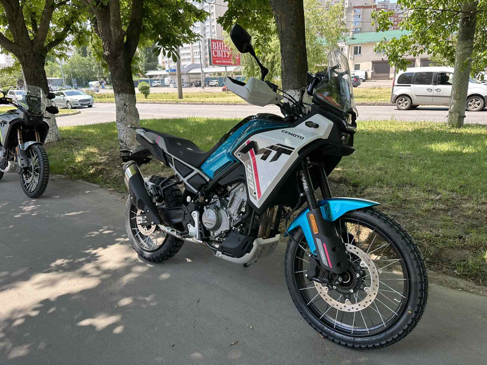 CFMOTO 450MT фото :: Мотосалон MotoHit - мотоцикли, екіпірування, запчастини.