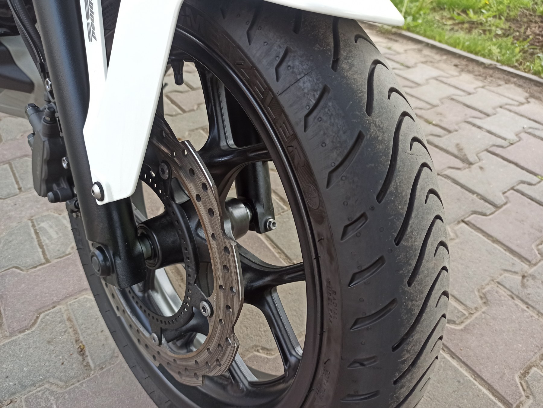  Мотоцикл Honda NC 700XD 2012 автомат фото :: Мотосалон MotoHit - мотоцикли, екіпірування, запчастини.