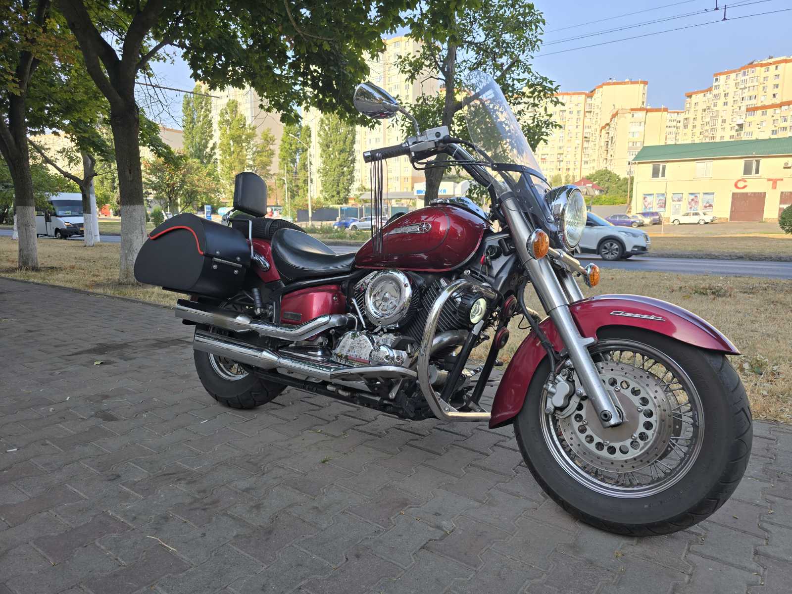Yamaha Drag Star 1100 Classic 2003 фото :: Мотосалон MotoHit - мотоцикли, екіпірування, запчастини.