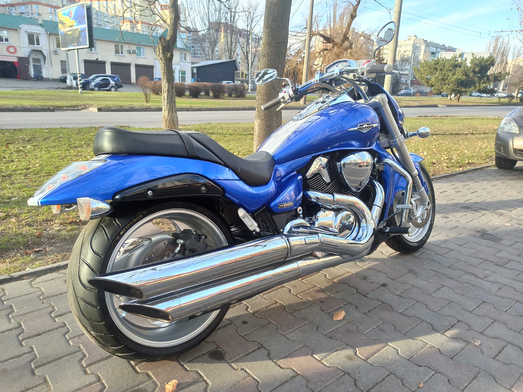 Мотоцикл Suzuki Boulevard 1800 M109R 2007 фото. Мотосалон МотоХит - мотоциклы, экипировка, запчасти.