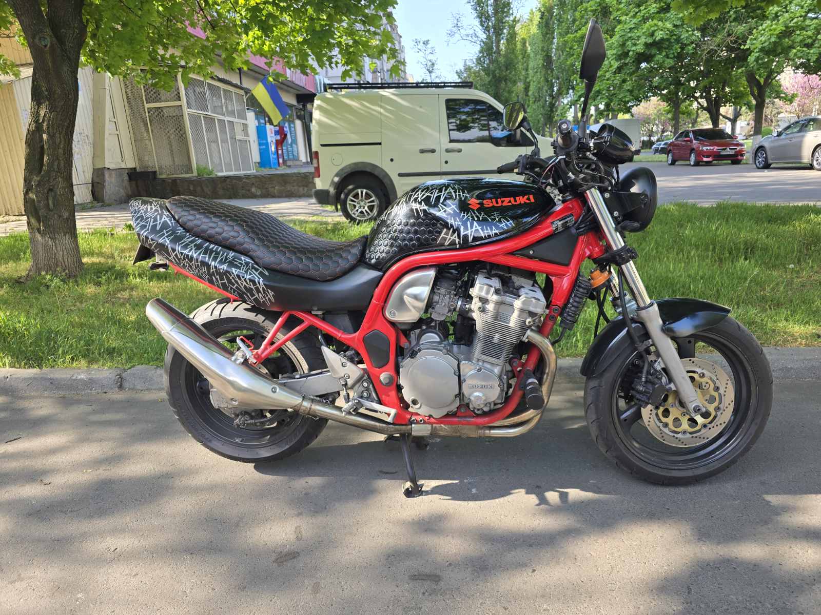  Мотоцикл Suzuki GSF600 Bandit 1996 фото :: Мотосалон MotoHit - мотоцикли, екіпірування, запчастини.