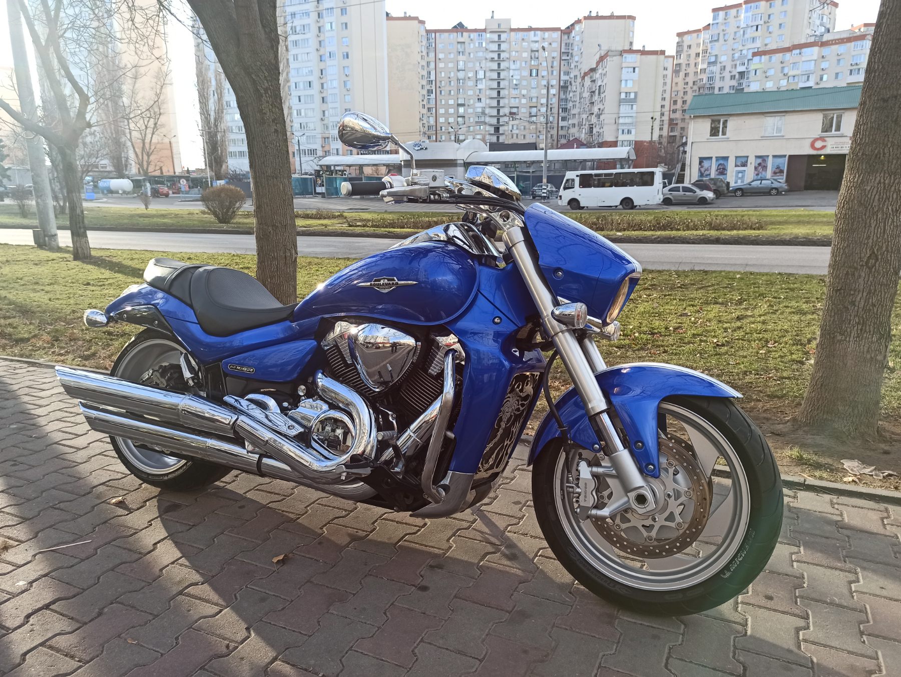 Мотоцикл Suzuki Boulevard 1800 M109R 2007 фото. Мотосалон МотоХит - мотоциклы, экипировка, запчасти.
