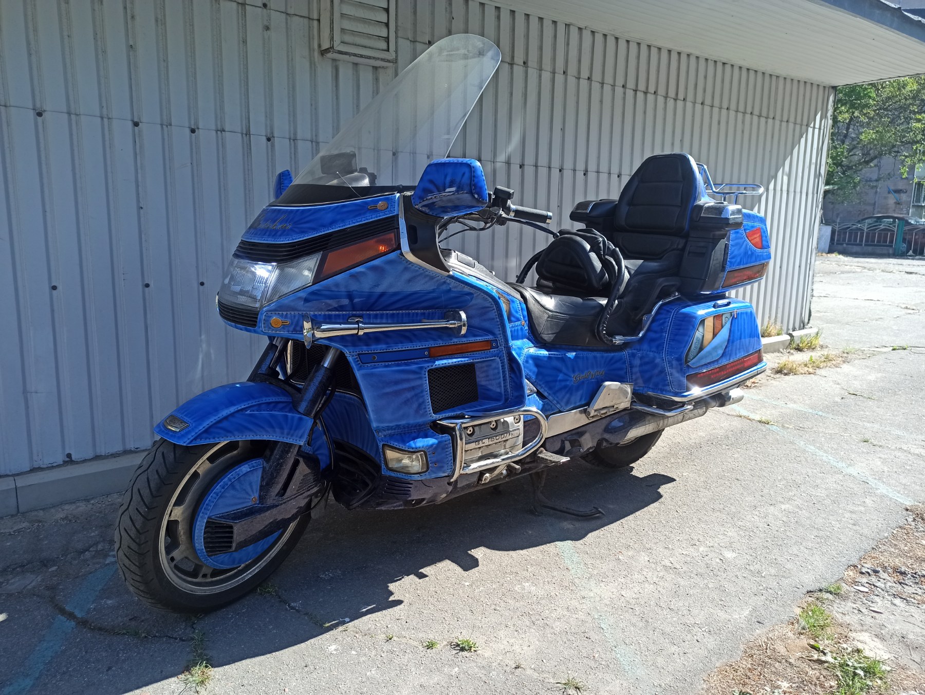 Мотоцикл Honda GoldWing 1500 SE 2001 фото :: Мотосалон MotoHit - мотоцикли, екіпірування, запчастини.