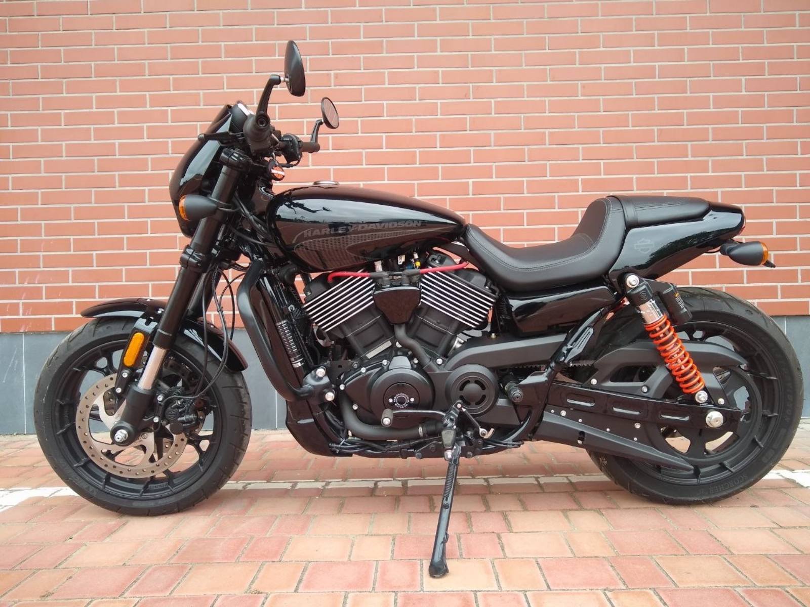 Harley-Davidson XG750 фото :: Мотосалон MotoHit - мотоцикли, екіпірування, запчастини.