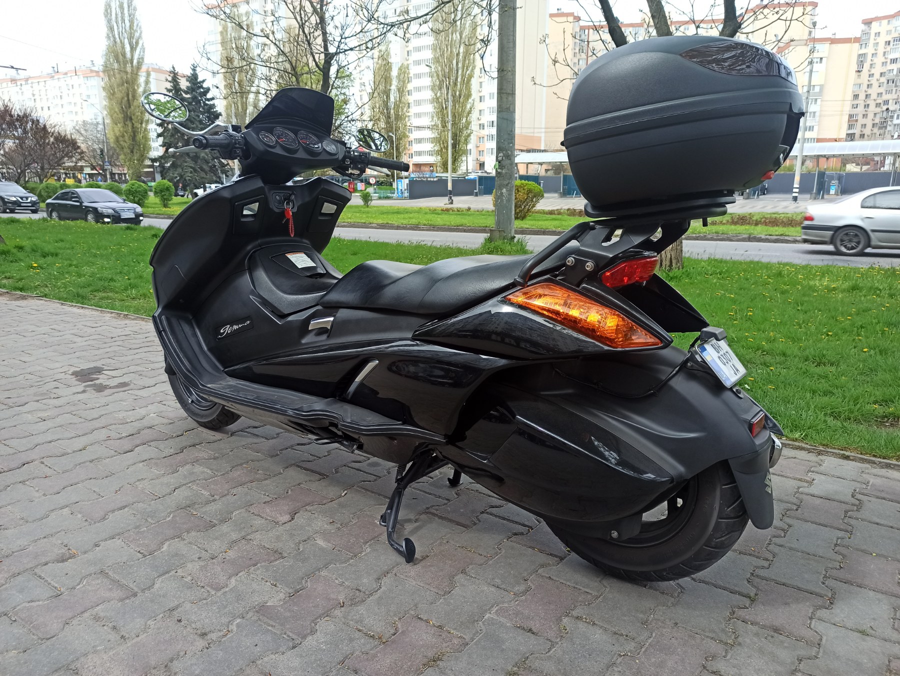 Suzuki Gemma 250 2008 фото :: Мотосалон MotoHit - мотоцикли, екіпірування, запчастини.
