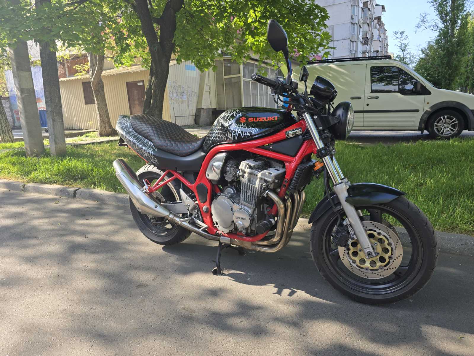  Мотоцикл Suzuki GSF600 Bandit 1996 фото :: Мотосалон MotoHit - мотоцикли, екіпірування, запчастини.