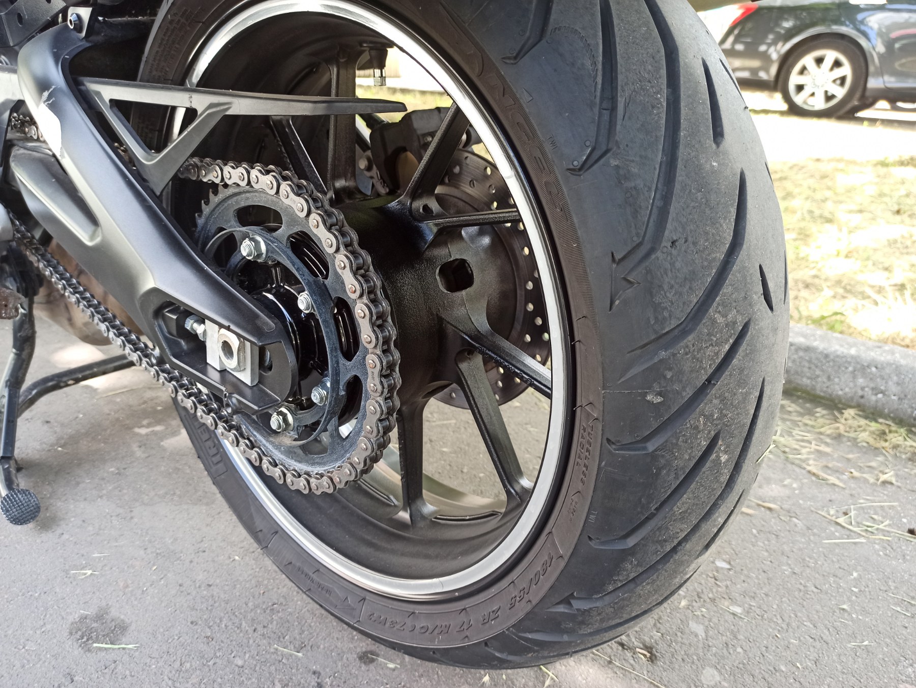 Мотоцикл Yamaha MT-09 Tracer 2016 фото :: Мотосалон MotoHit - мотоцикли, екіпірування, запчастини.