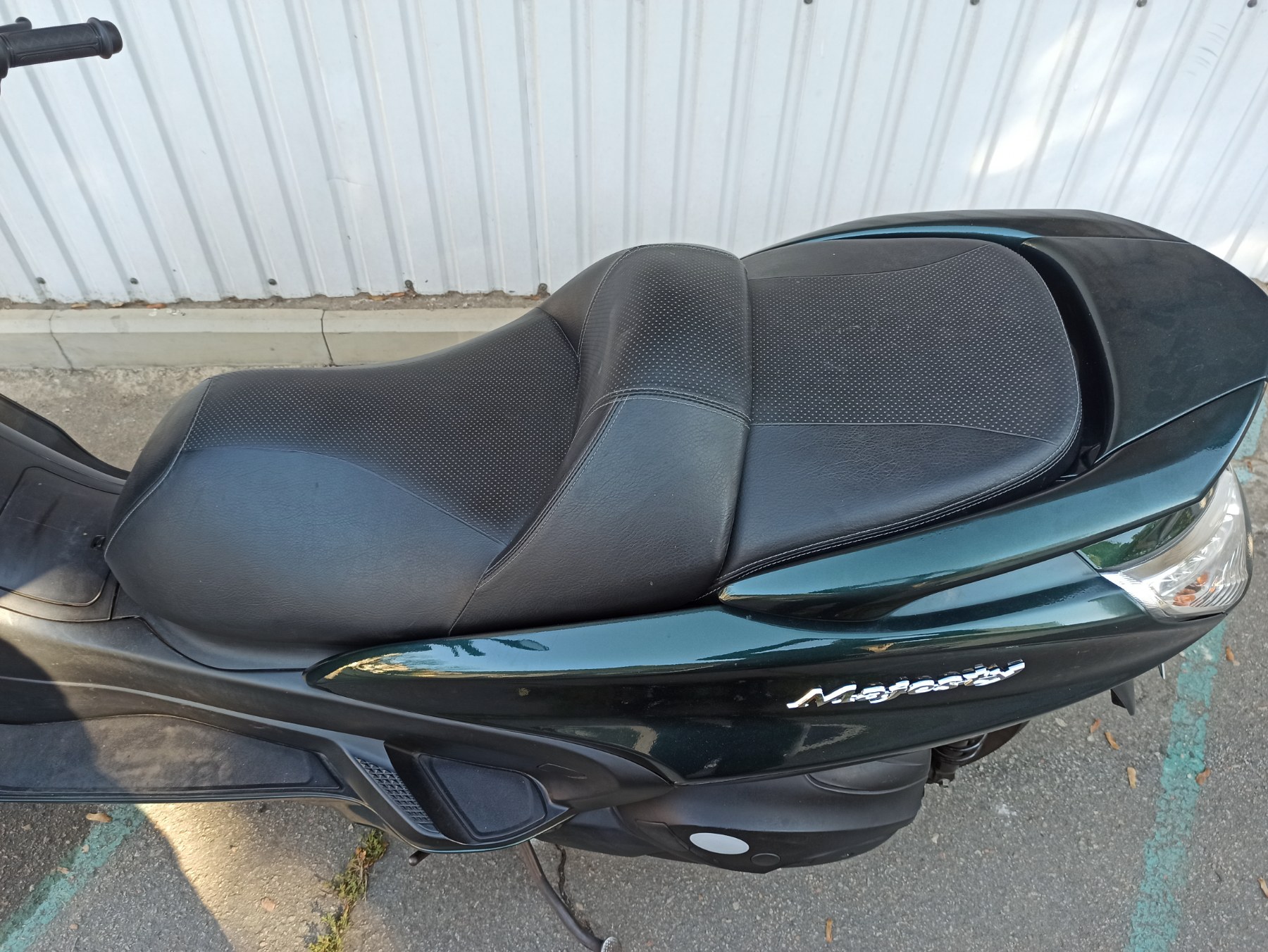 Yamaha GrandMajesty 400 2013 фото :: Мотосалон MotoHit - мотоцикли, екіпірування, запчастини.