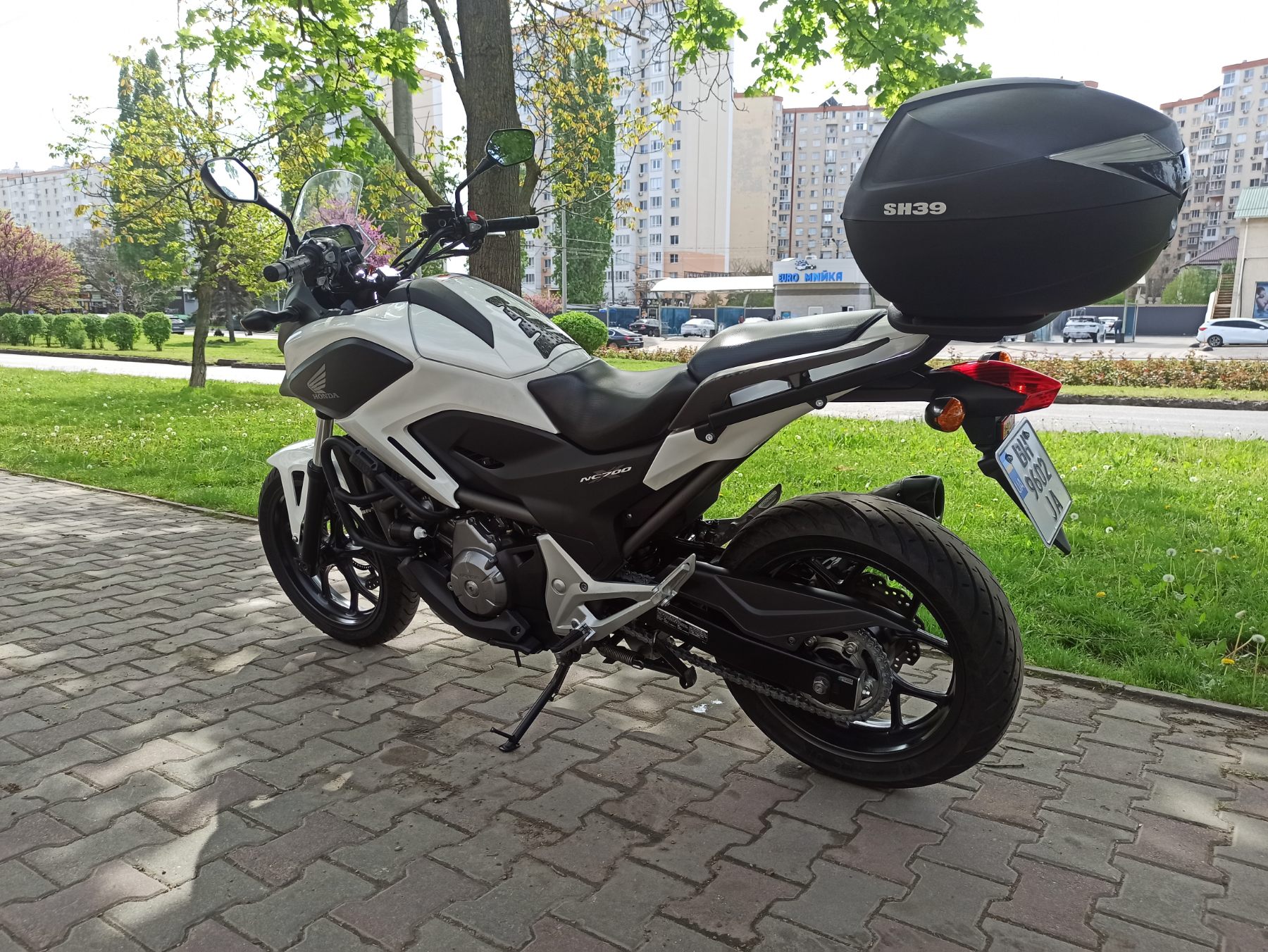  Мотоцикл Honda NC 700XD 2012 автомат фото :: Мотосалон MotoHit - мотоцикли, екіпірування, запчастини.