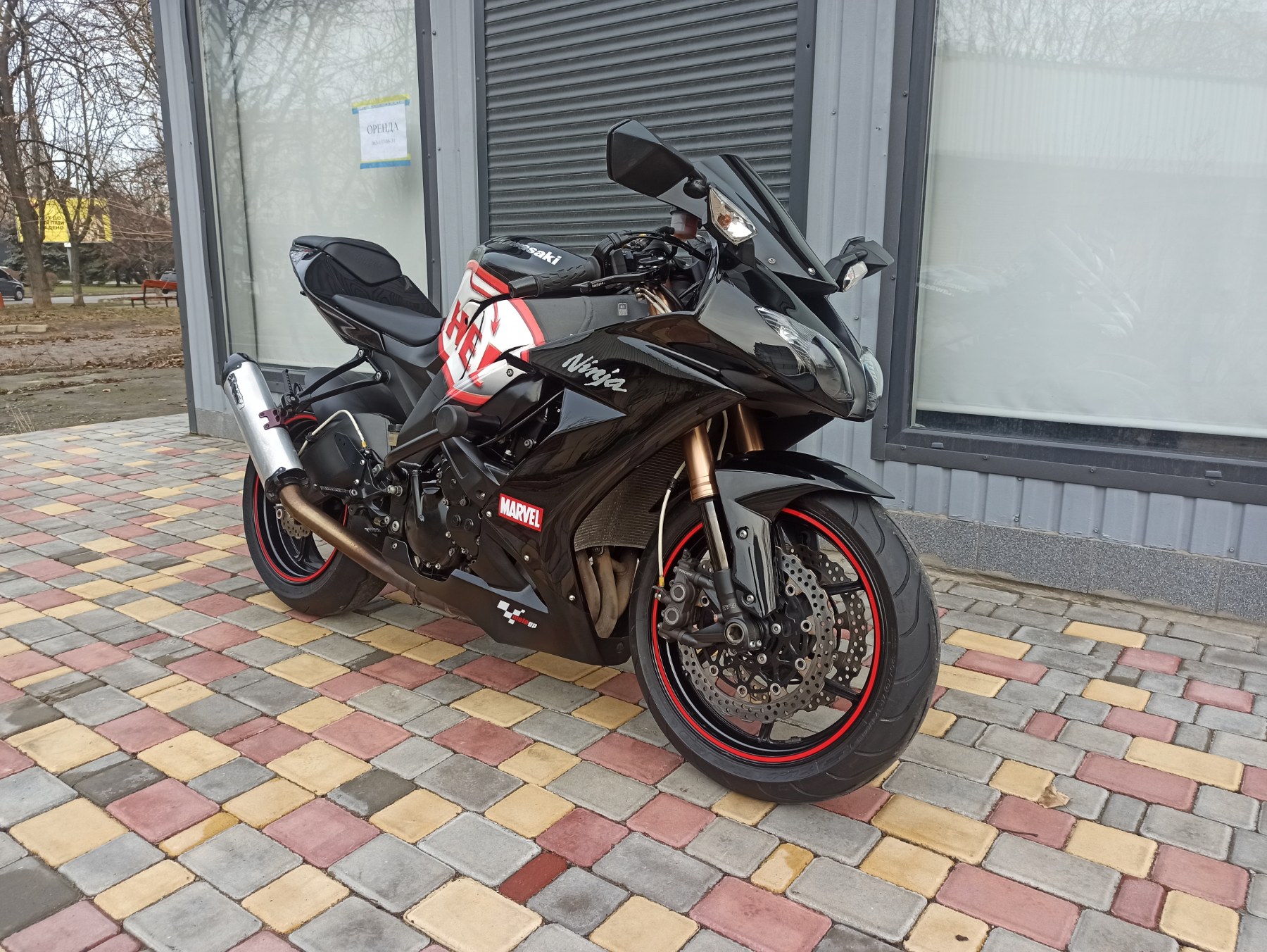 Мотоцикл Kawasaki Ninja ZX-10R 1000cc 2008 фото :: Мотосалон MotoHit - мотоцикли, екіпірування, запчастини.