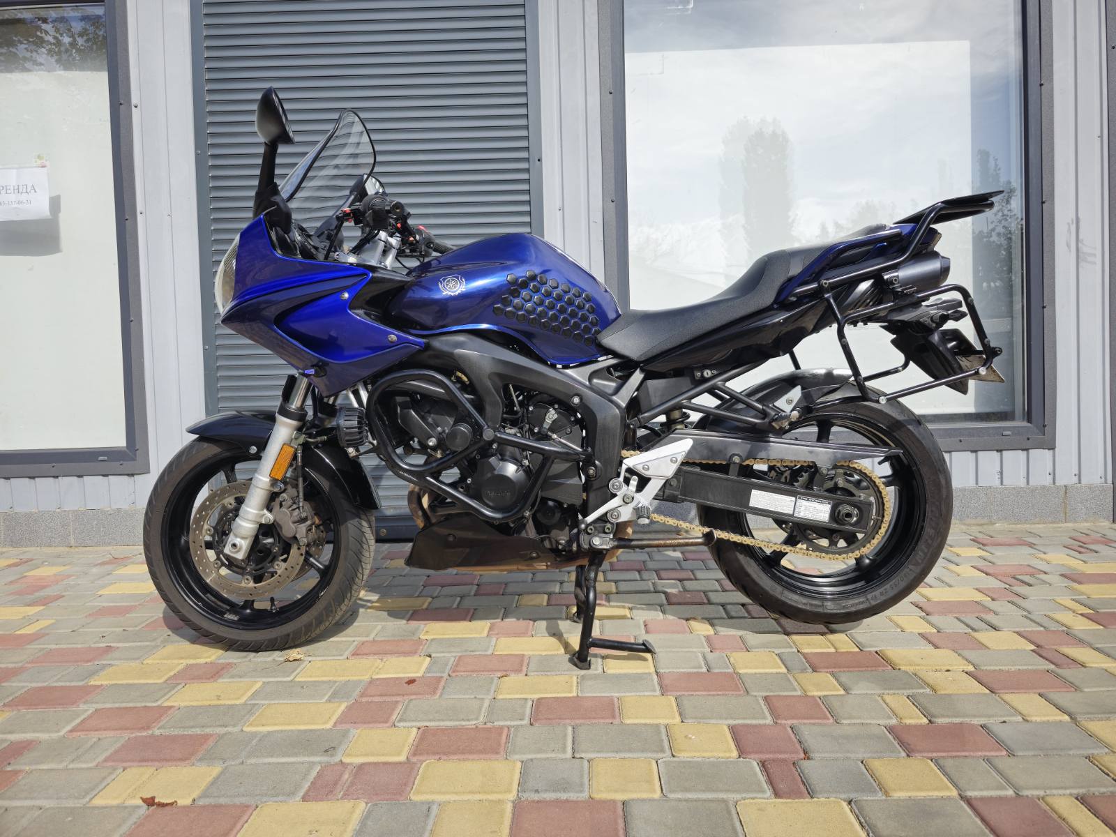 Мотоцикл Yamaha FZ-6S 2006 року фото :: Мотосалон MotoHit - мотоцикли, екіпірування, запчастини.