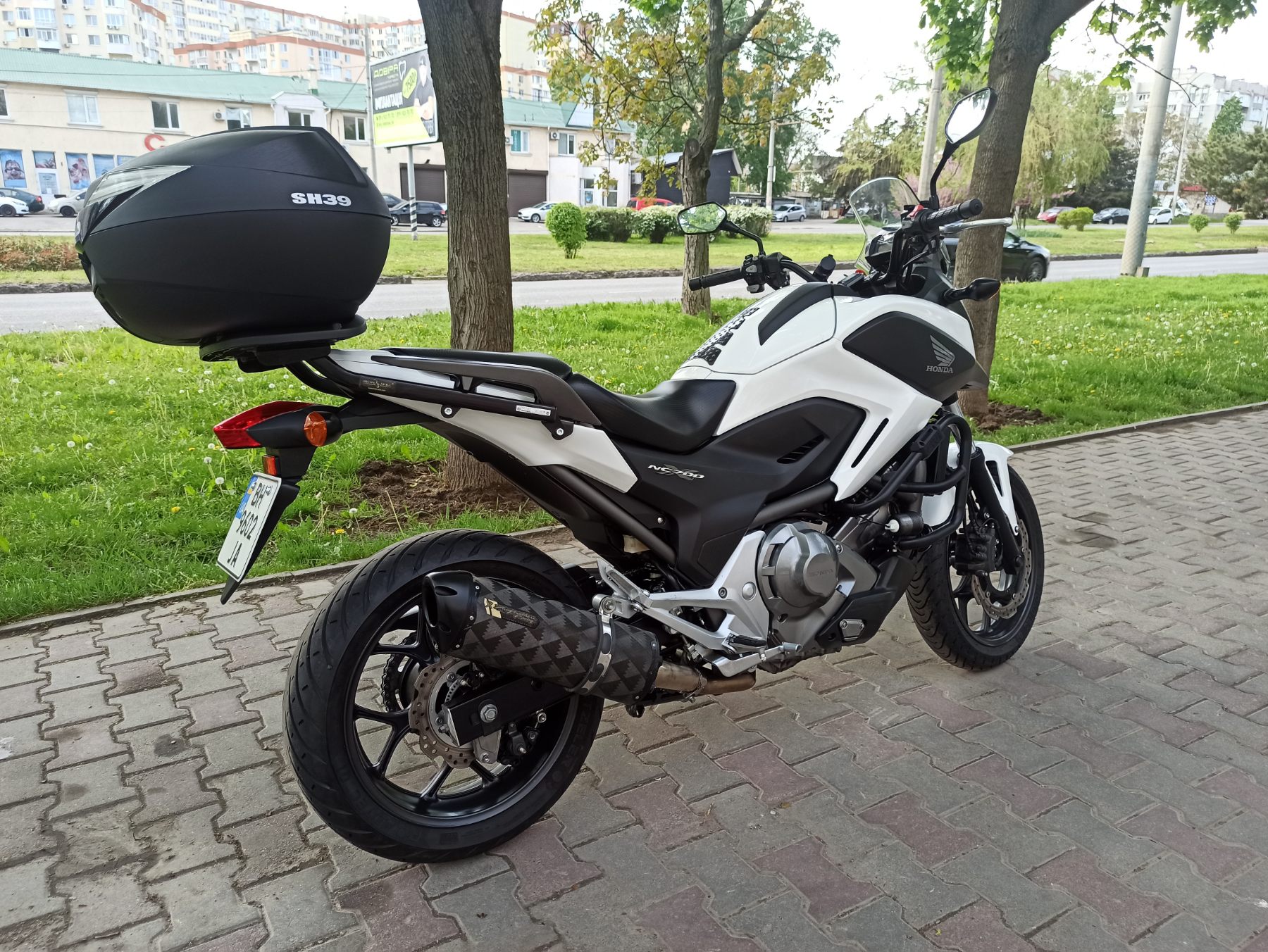 Мотоцикл Honda NC 700XD 2012 автомат фото :: Мотосалон MotoHit - мотоцикли, екіпірування, запчастини.