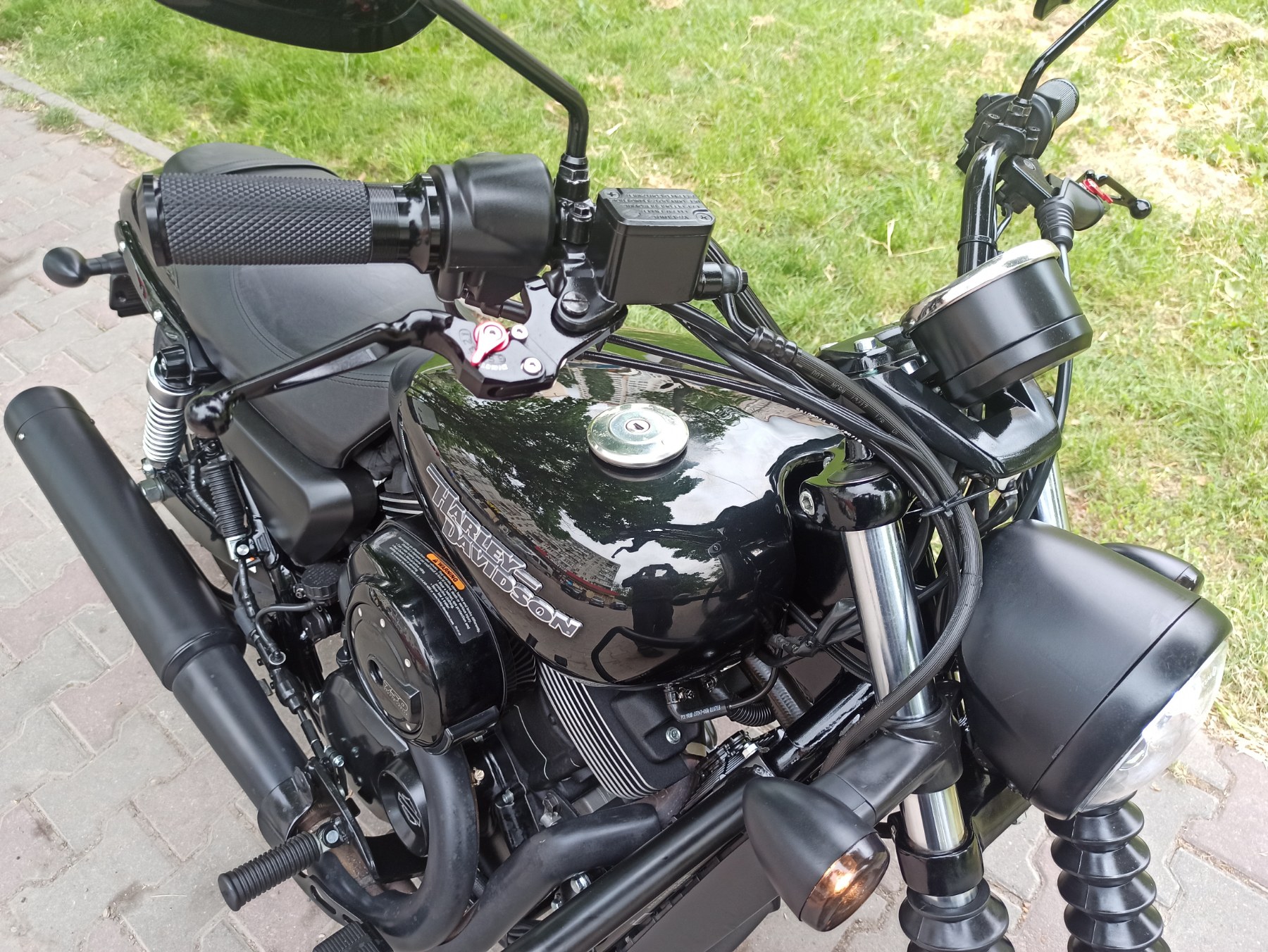 Мотоцикл Harley-Davidson XG750 2019 фото :: Мотосалон MotoHit - мотоцикли, екіпірування, запчастини.