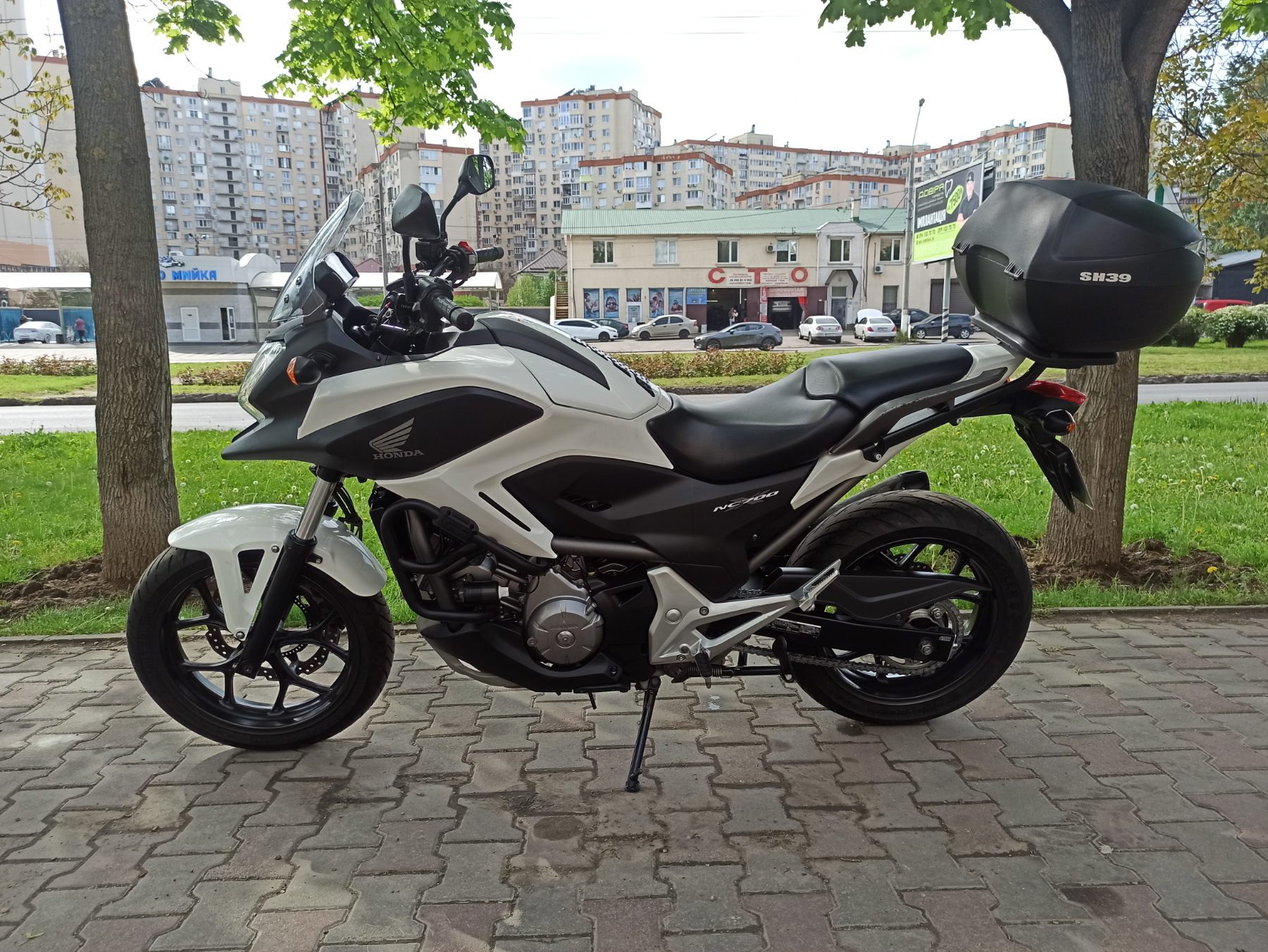  Мотоцикл Honda NC 700XD 2012 автомат фото :: Мотосалон MotoHit - мотоцикли, екіпірування, запчастини.